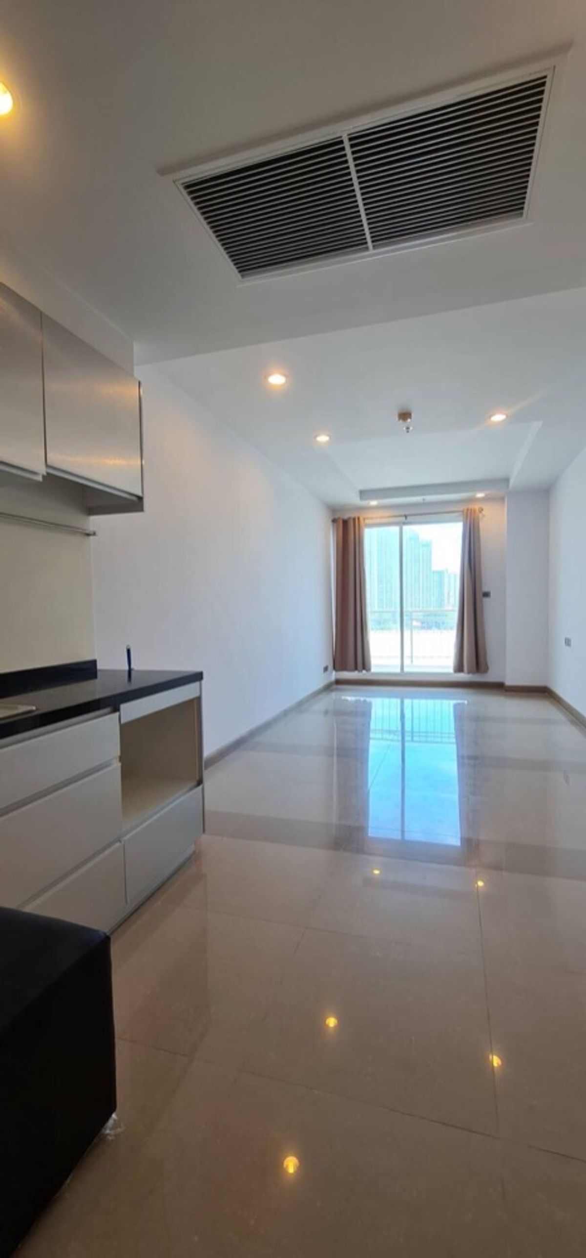 ขายคอนโดพระราม 9 เพชรบุรีตัดใหม่ RCA : Supalai Wellington / 1 Bedroom (FOR SALE), ศุภาลัย เวลลิงตัน / 1 ห้องนอน (ขาย) F378
