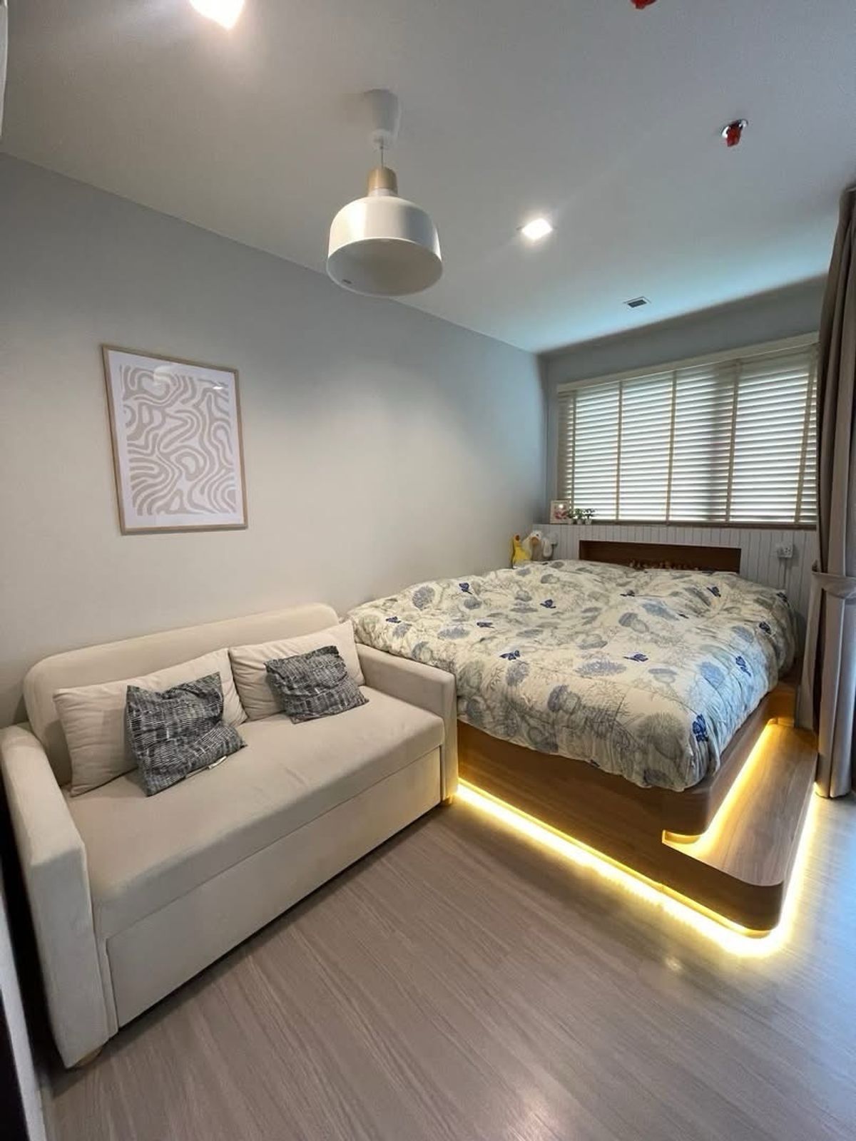 For RentCondoThaphra, Talat Phlu, Wutthakat : For Rent Life Sathorn Sierra 1 Bedroom