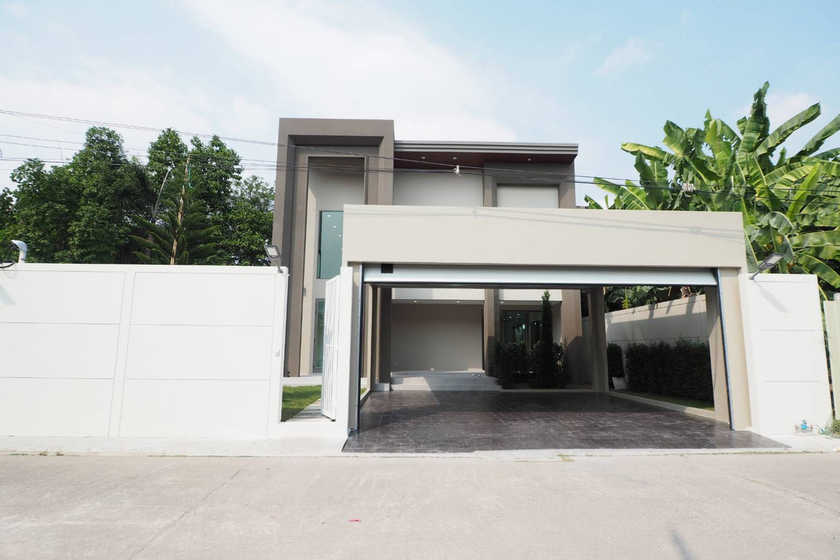 ขายบ้านโชคชัย4 ลาดพร้าว71 : ✨ 𝐂𝐀𝐒𝐓𝐄𝐑𝐍 – บ้านเดี่ยวหรูระดับ Flagship ใจกลางนาคนิวาส 47