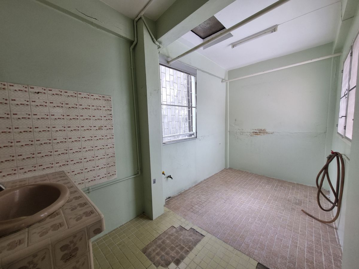 ขายบ้านพระราม 3 สาธุประดิษฐ์ : ขายบ้านนนทรี 8 ทำเลดี เดินทางสะดวก ใกล้ทางด่วน พระราม 3