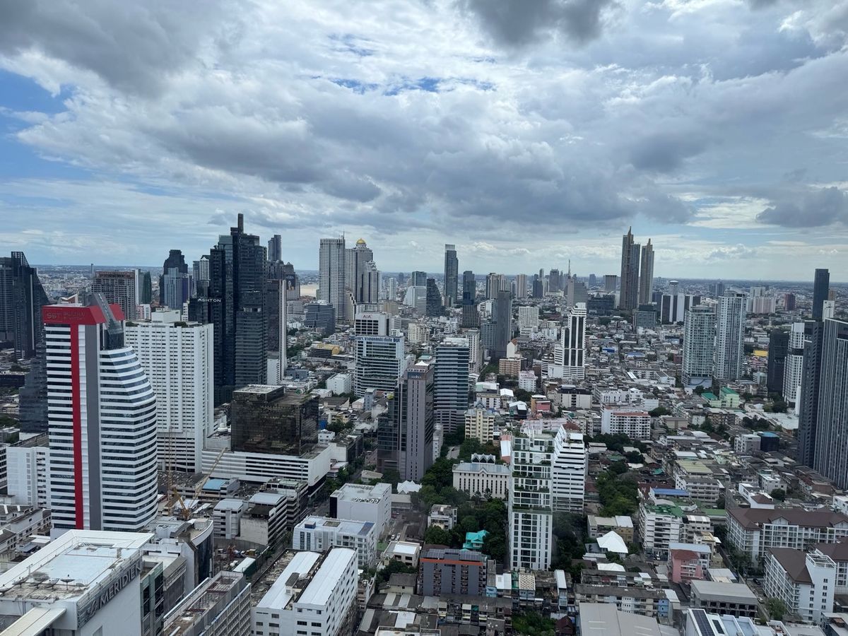 คอนโดสยาม จุฬา สามย่าน : 🔥ให้เช่าด่วน / ขายด่วน 🔥Ashton Chula-Silom ชั้น 46 ตกแต่งครบ เฟอร์ เตียง โซฟา เก้าอี้ ตู้เย็นใหม่หมด❗