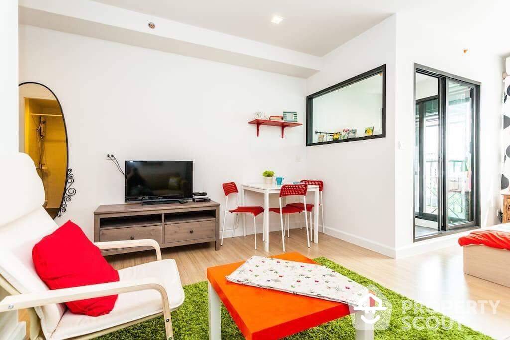For RentCondoSathorn, Narathiwat : 1-BR Condo at The Seed Mingle Sathorn-Suanplu near BTS Sala Daeng