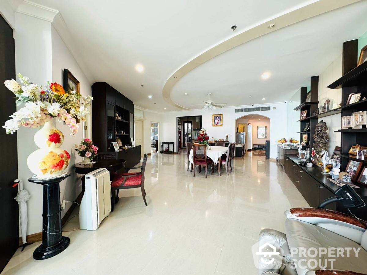 For SaleCondoRama3 (Riverside),Satupadit : 3-BR Condo at Supalai Casa Riva close to Thanon Tok