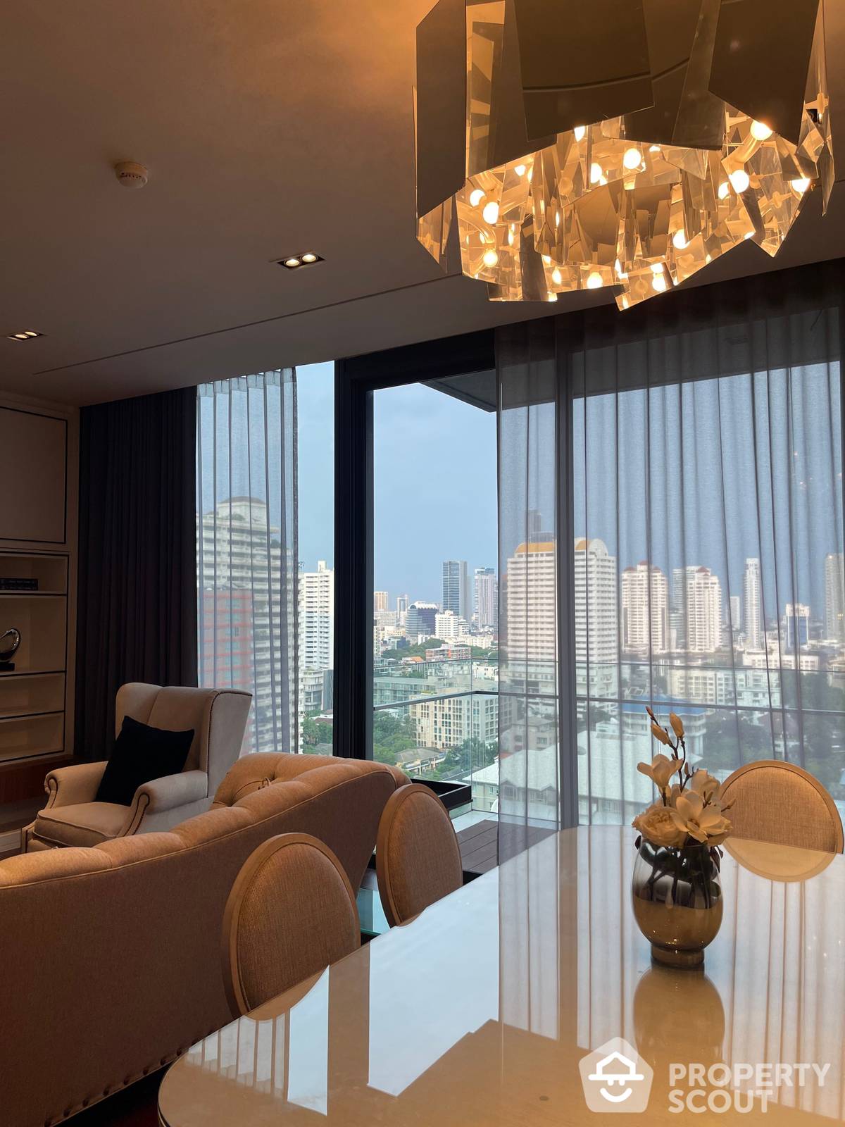 For SaleCondoSukhumvit, Asoke, Thonglor : 2-BR Condo at Marque Sukhumvit near BTS Phrom Phong