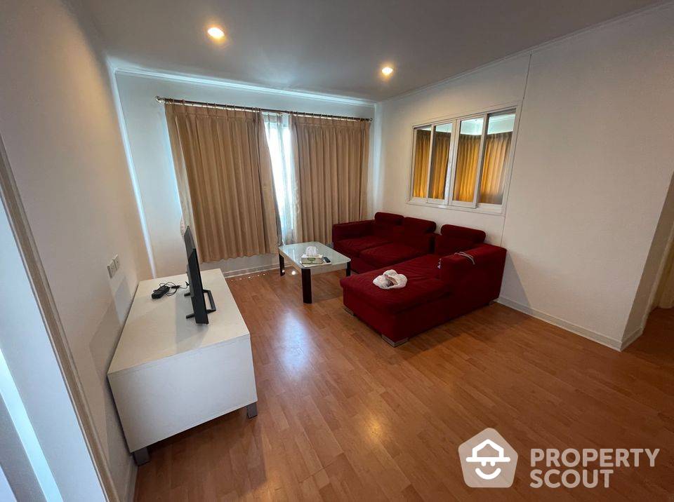 For SaleCondoRamkhamhaeng, Hua Mak : 2-BR Condo at Lumpini Ville Ramkhamhaeng 44 close to Ramkhamhaeng