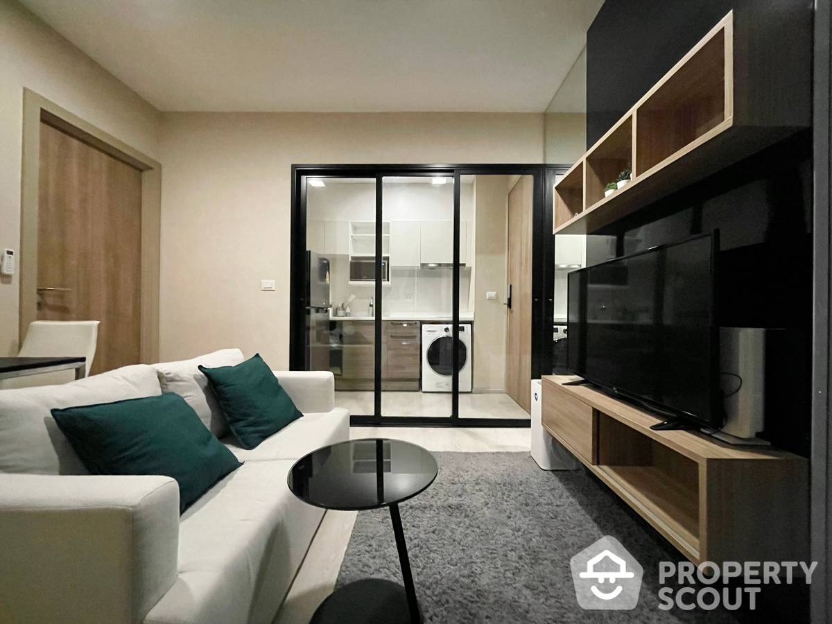 For SaleCondoRama9, Petchburi, RCA : 1-BR Condo at Condolette Midst Rama 9 near MRT Phra Ram 9