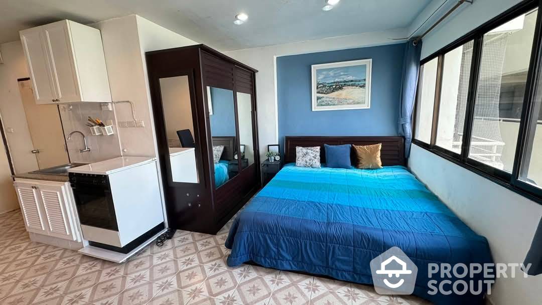 For SaleCondoSukhumvit, Asoke, Thonglor : 1-BR Condo at Saranjai Mansion Condominium near BTS Nana