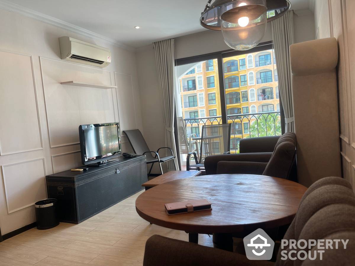 For SaleCondoPattaya, Bangsaen, Chonburi : 1-BR Condo at Venetian Signature Condo Resort Pattaya close to Pattaya