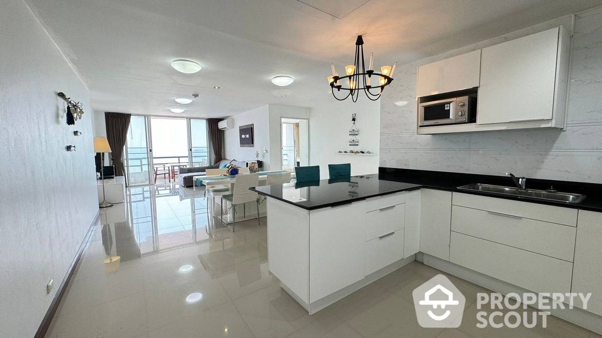 For SaleCondoSriracha Laem Chabang Ban Bueng : 2-BR Condo at Rama Harbour View Condominium in Surasak