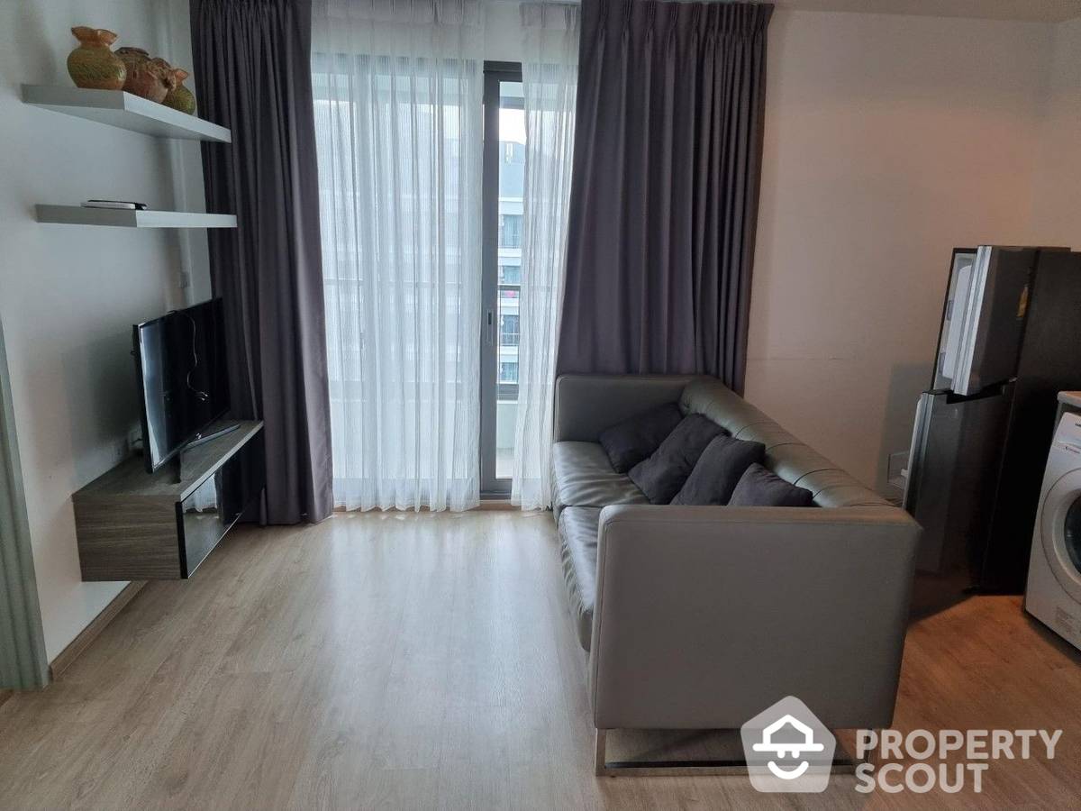 For SaleCondoThaphra, Talat Phlu, Wutthakat : 1-BR Condo at Ideo Wutthakat near BTS Wutthakat