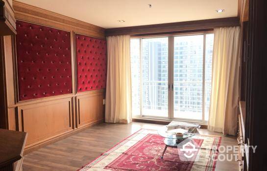 For SaleCondoThaphra, Talat Phlu, Wutthakat : 2-BR Condo at The Room Sathorn-Taksin near BTS Pho Nimit