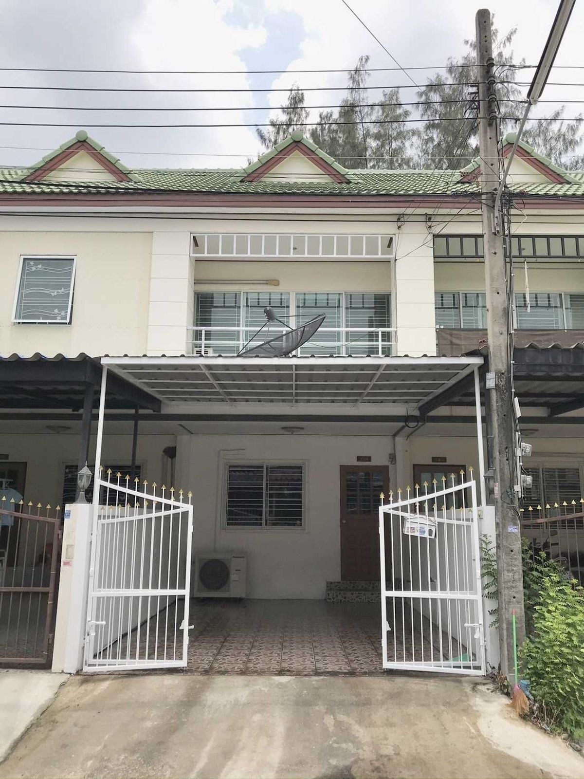 ขายทาวน์โฮมลาดกระบัง สุวรรณภูมิ : ขายทาวน์เฮ้าส์ มารวย ธานี ร่มเกล้า 44 102 ตร.ม. ใกล้ ARL ลาดกระบัง