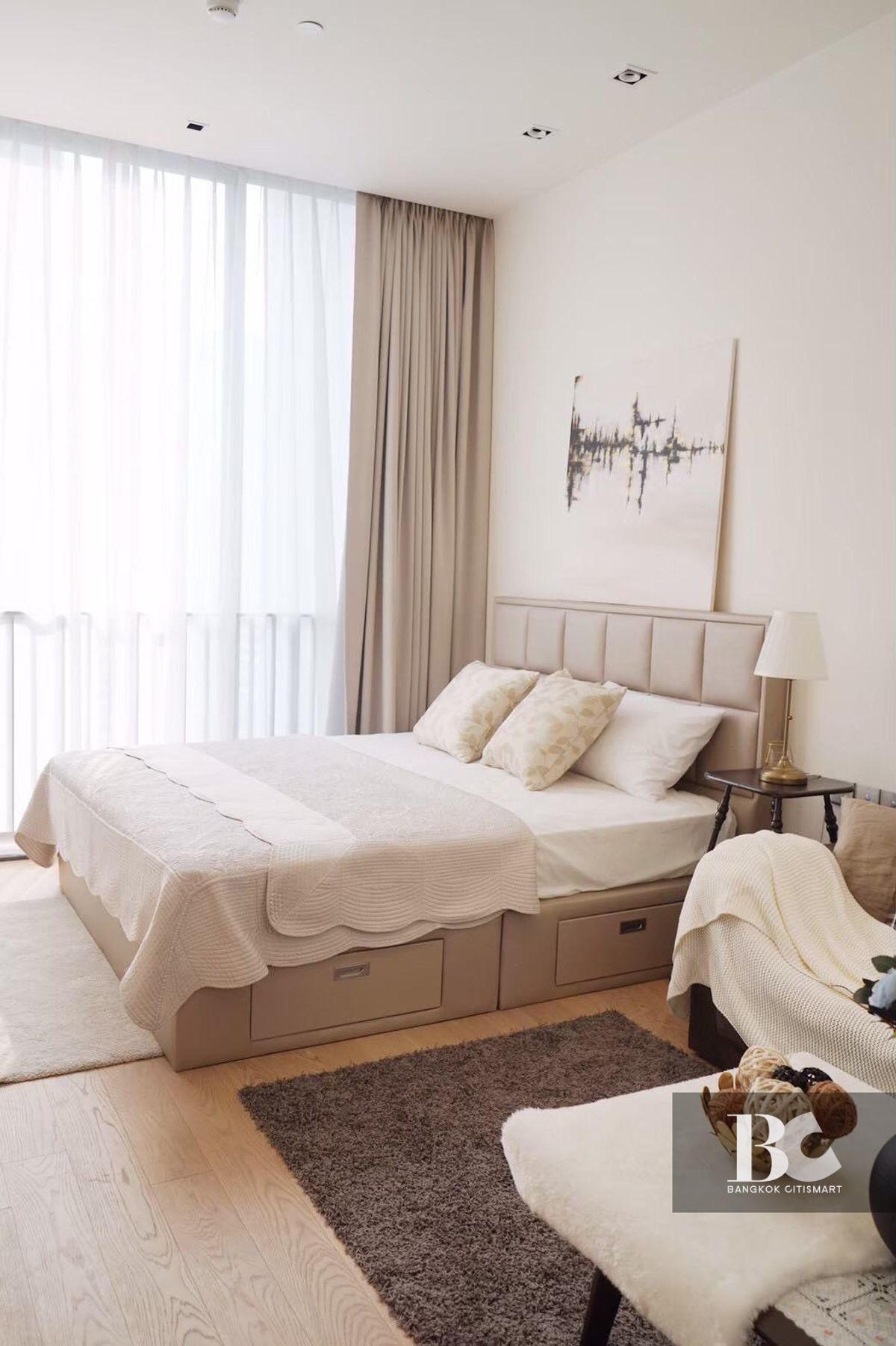 For RentCondoWitthayu, Chidlom, Langsuan, Ploenchit : ⚜️ Hot Deal Luxury 1 Bedroom for Rent at 28 CHIDLOM ⚜️