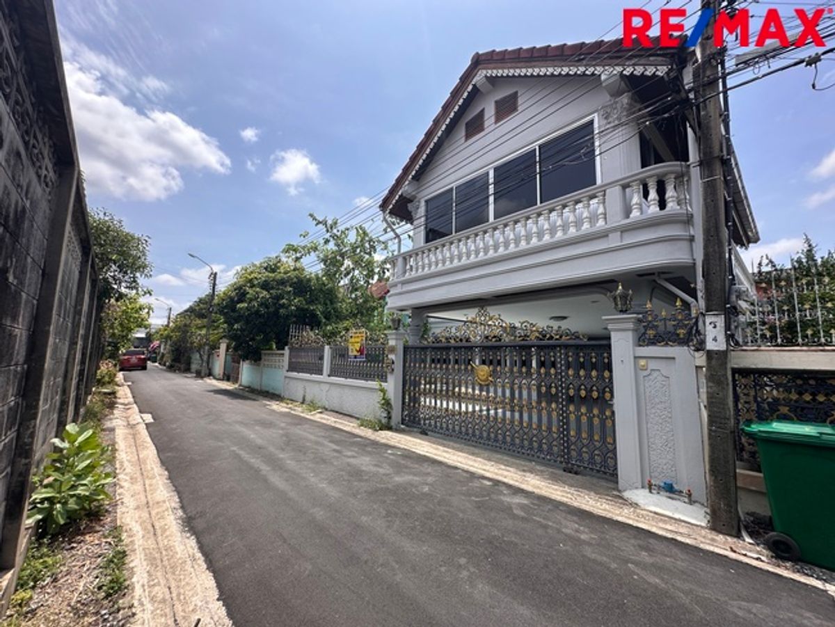 ขายบ้านราษฎร์บูรณะ สุขสวัสดิ์ : ขายบ้านเดี่ยวทุ่งครุ พื้นที่เยอะ 60 ตร.วา ซอยประชาอุทิศ 69 แยก 16-1 (ชมทรัพย์ 16) ต่อเติมครบ พร้อมอยู่ | ราคา 4.8 ล้านบาท