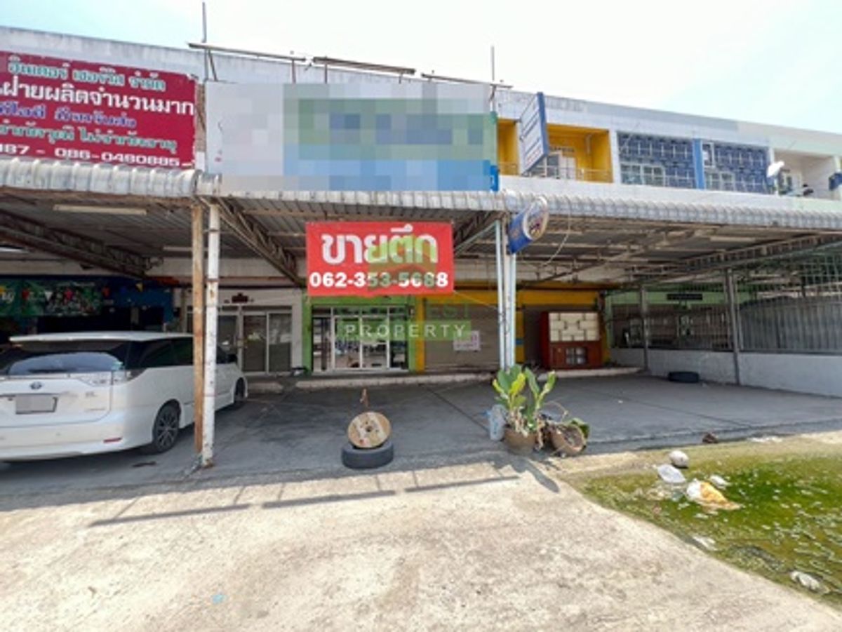 ขายอาคารพาณิชย์พัทยา บางแสน ชลบุรี สัตหีบ : อาคารพาณิชย์ 3 ชั้น พานทองนคร บ้านเก่า ชลบุรี เนื้อที่ 28 ตร.ว ทำเลดี เหมาะโฮมออฟฟิศ คลินิค ร้านขายยา