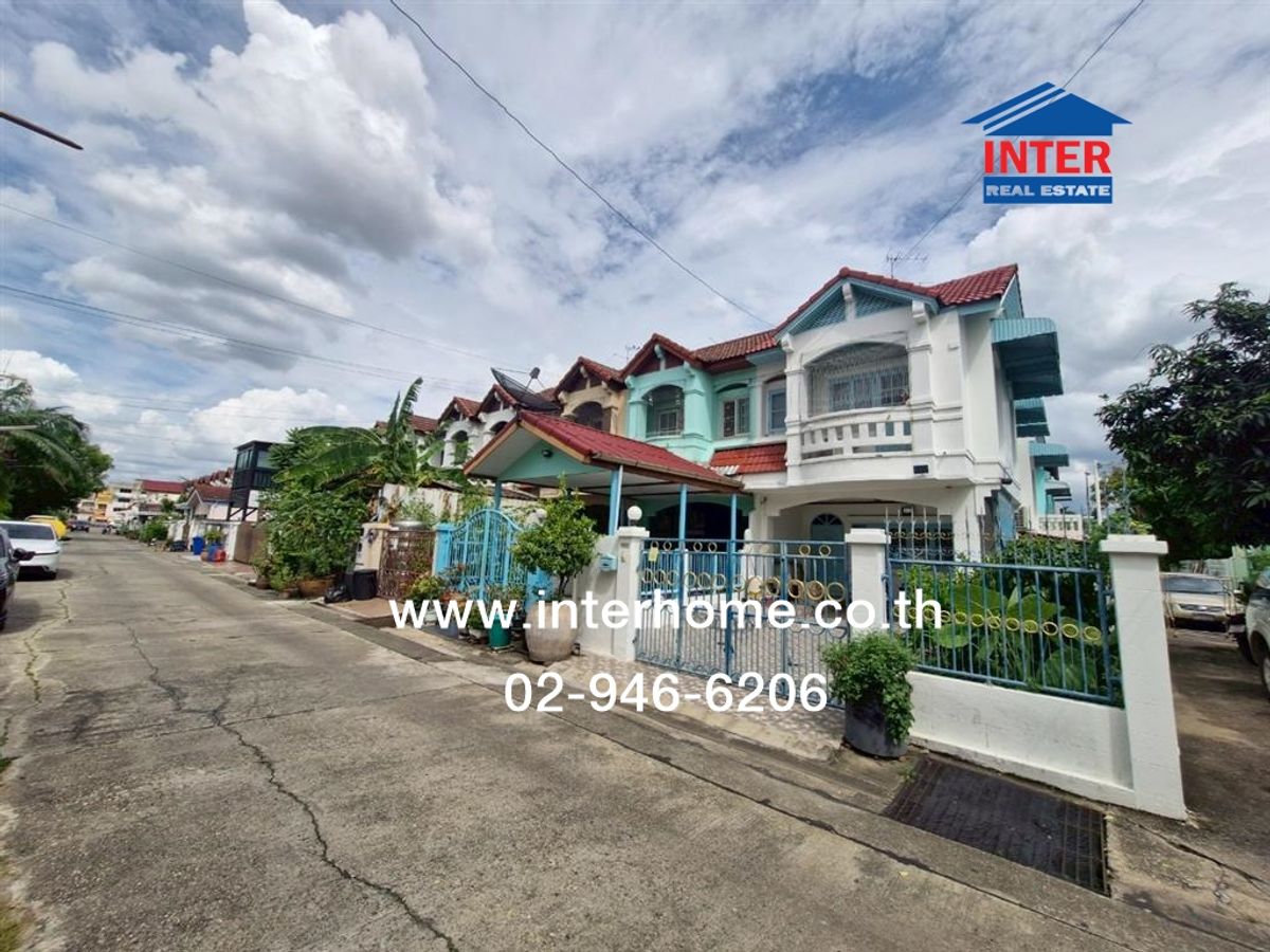 ขายทาวน์โฮมนนทบุรี บางใหญ่ บางบัวทอง : ทาวน์เฮ้าส์ 2 ชั้น 22 ตร.ว. หมู่บ้านนันทนาการ์เด้นท์2 ซอยบางรักน้อย1/7 ถนนรัตนาเบศร์ ถนนซอยท่าอิฐ เมืองนนทบุรี นนทบุรี