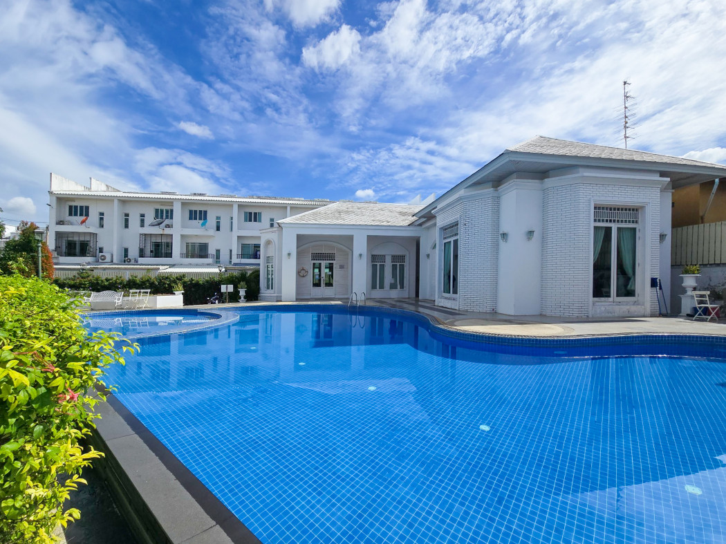 ขายทาวน์โฮมบางแค เพชรเกษม : ขายทาวน์โฮม หมู่บ้านชวนชื่นจรัญฯ 3 170 ตรม ใกล้สถานีรถไฟฟ้าท่าพระ แต่งสวย พร้อมอยู่