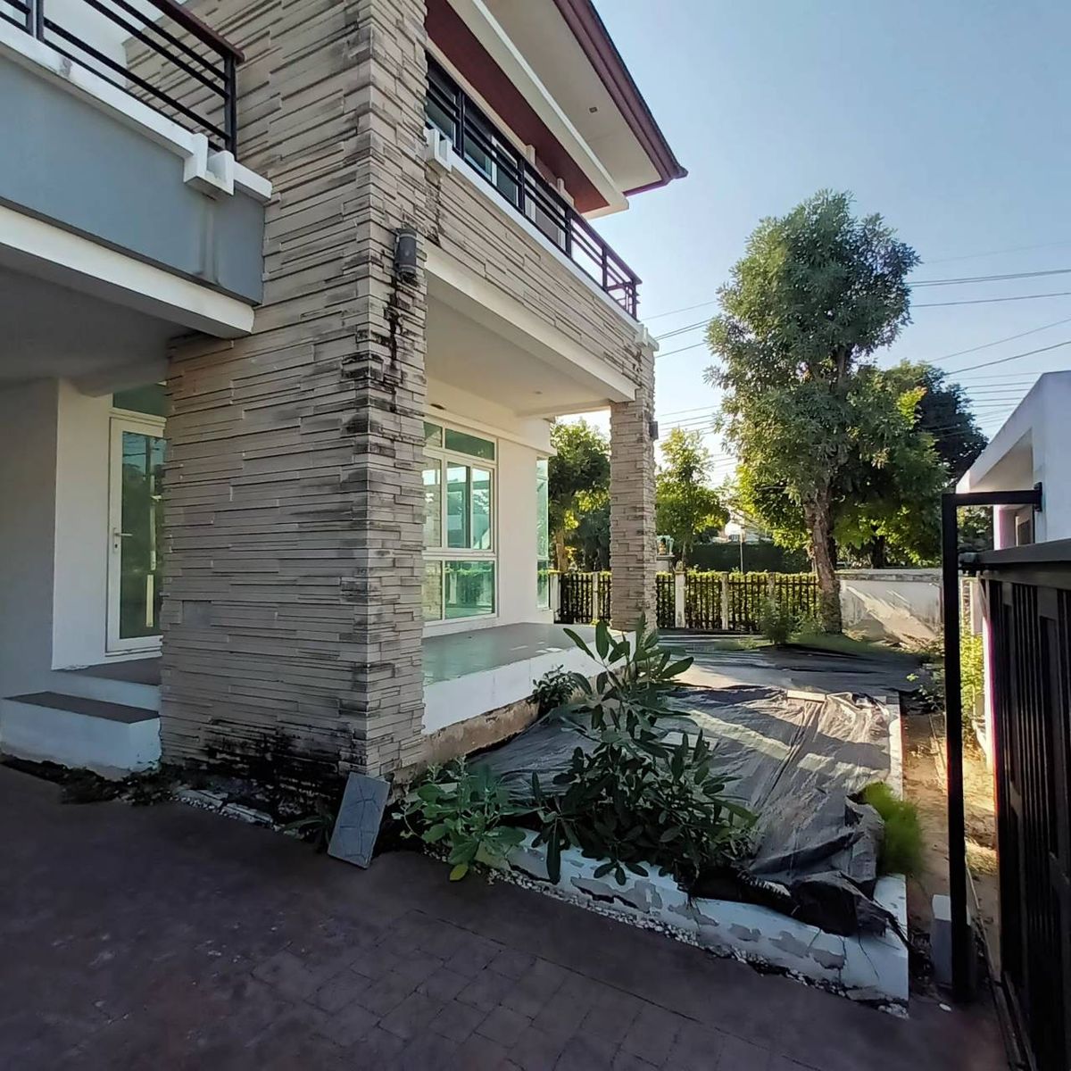 For SaleHousePhutthamonthon, Salaya : House for sale, NC, Royal Pinklao, behind the corner of 102.80 sq.w., 4 bedrooms, 4 bathrooms, in every bedroom