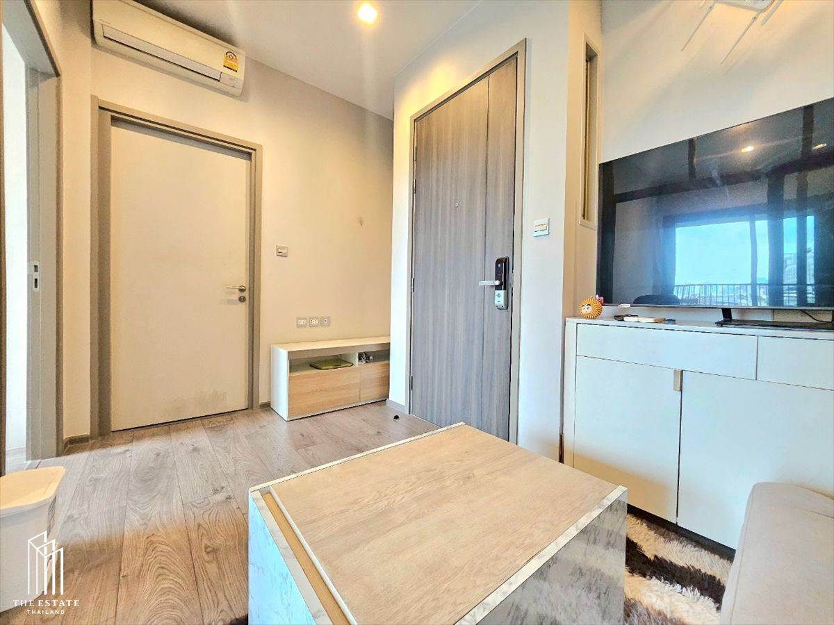 ให้เช่าคอนโดลาดพร้าว เซ็นทรัลลาดพร้าว : For rent Whizdom Avenue Ratchada-Ladprao วิวเมืองและพื้นที่สีเขียว Layout ห้องแบบครัวปิด 30.91 sq.m. 1 Bedroom @18,000 Baht  