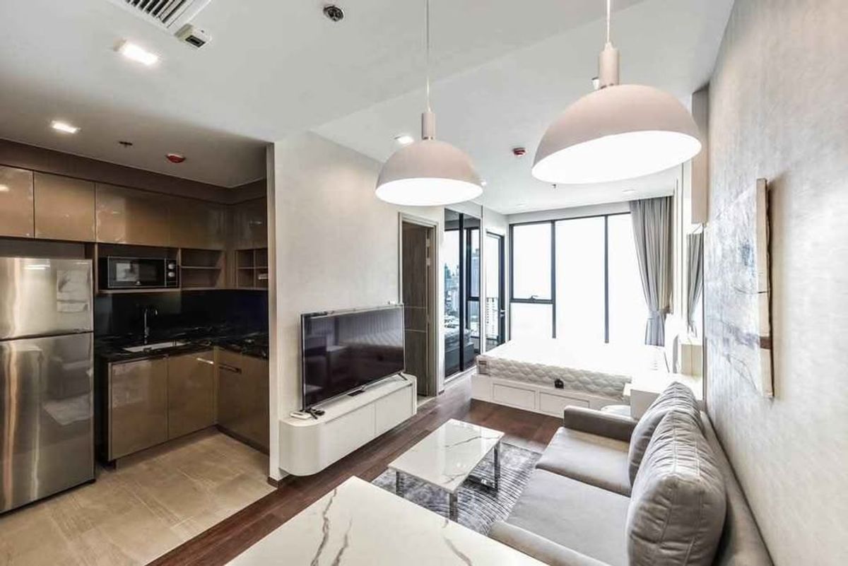 For RentCondoAri,Anusaowaree : Condo, good location with beautiful decorative furniture for rent in the monument-Phaya Thai, near BTS Victory Monument 75 meters