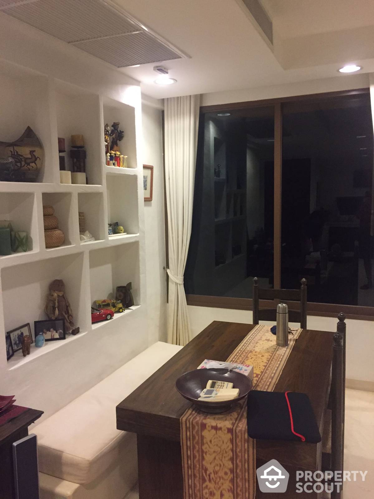 ขายคอนโดหัวหิน ประจวบคีรีขันธ์ : คอนโด 2-ห้องนอน ที่ ลาส ตอร์ตูกัส ใกล้ เมมโมรี่ เฮาส์ คาเฟ่ หัวหิน