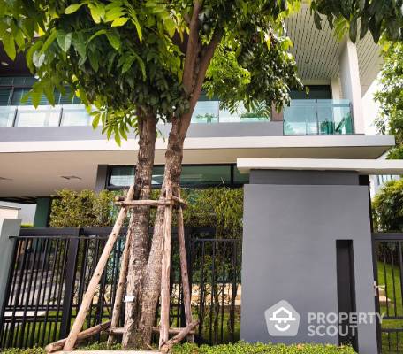 ขายบ้านพัฒนาการ ศรีนครินทร์ : บ้าน 5-ห้องนอน ที่ เศรษฐสิริ กรุงเทพกรีฑา ใน หัวหมาก