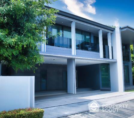 ขายบ้านพัฒนาการ ศรีนครินทร์ : บ้าน 5-ห้องนอน ที่ เศรษฐสิริ กรุงเทพกรีฑา 2 ใน หัวหมาก