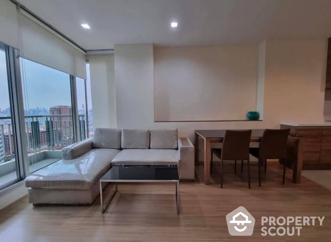 For RentCondoRatchadapisek, Huaikwang, Suttisan : 1-BR Condo at Rhythm Ratchada-Huaikwang near MRT Huai Khwang