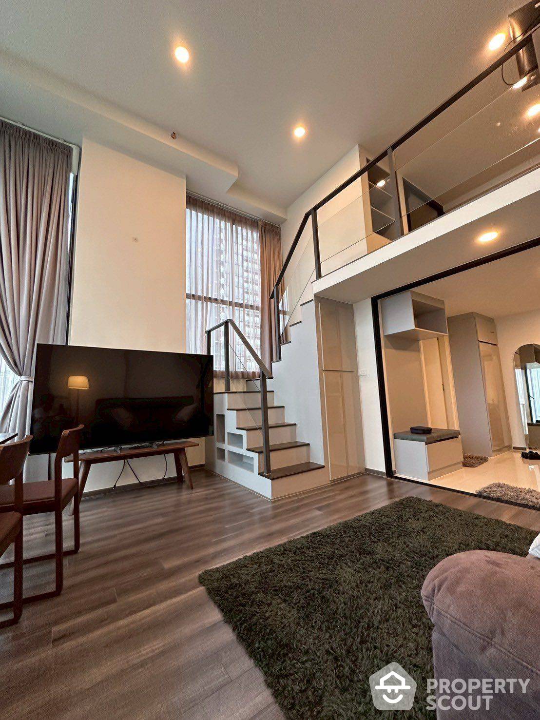 For RentCondoRama9, Petchburi, RCA : 1-BR Condo at Knights Bridge Space Rama 9 near MRT Phra Ram 9
