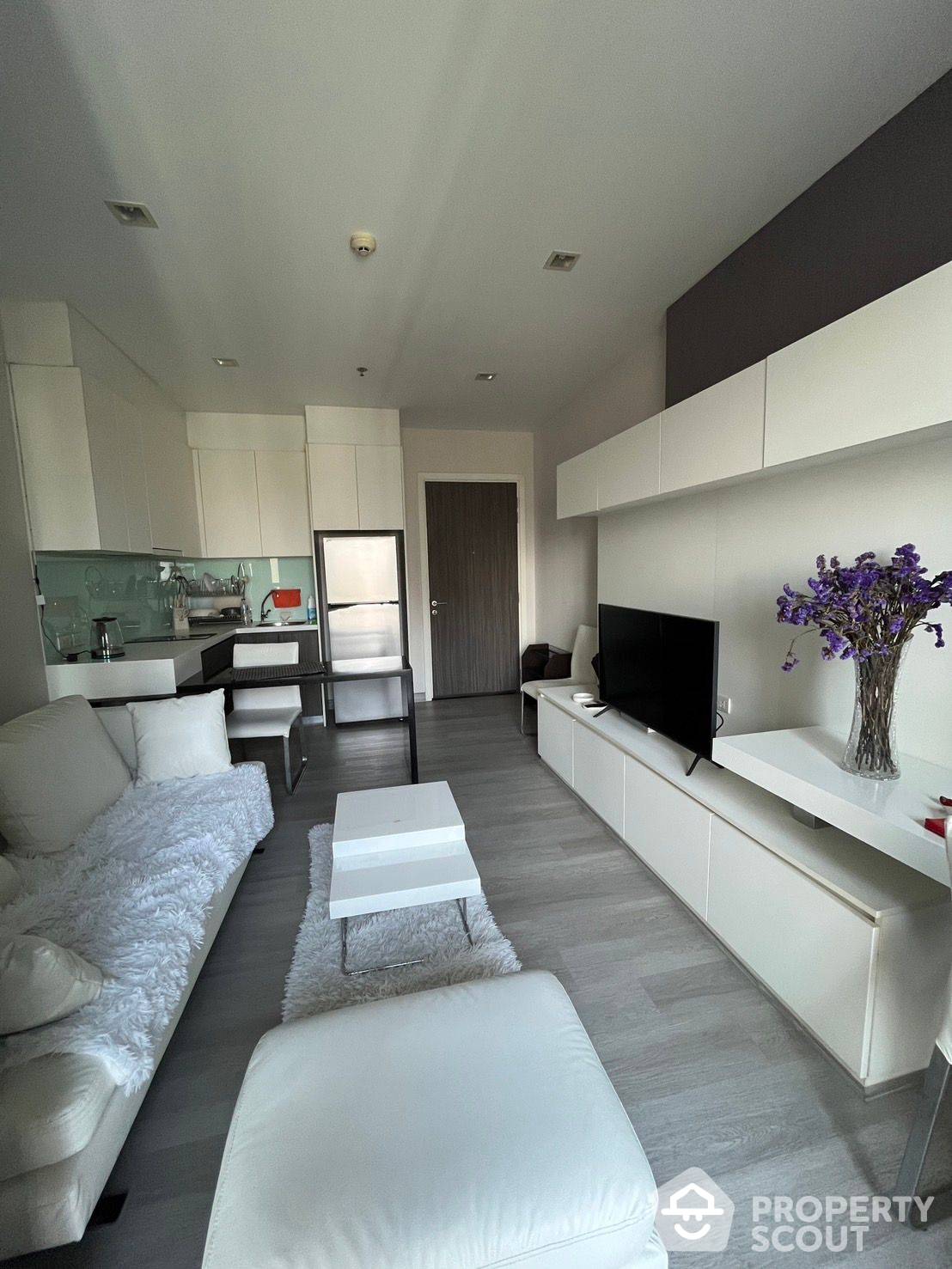 For RentCondoWongwianyai, Charoennakor : 1-BR Condo at Urbano Absolute near BTS Krung Thon Buri