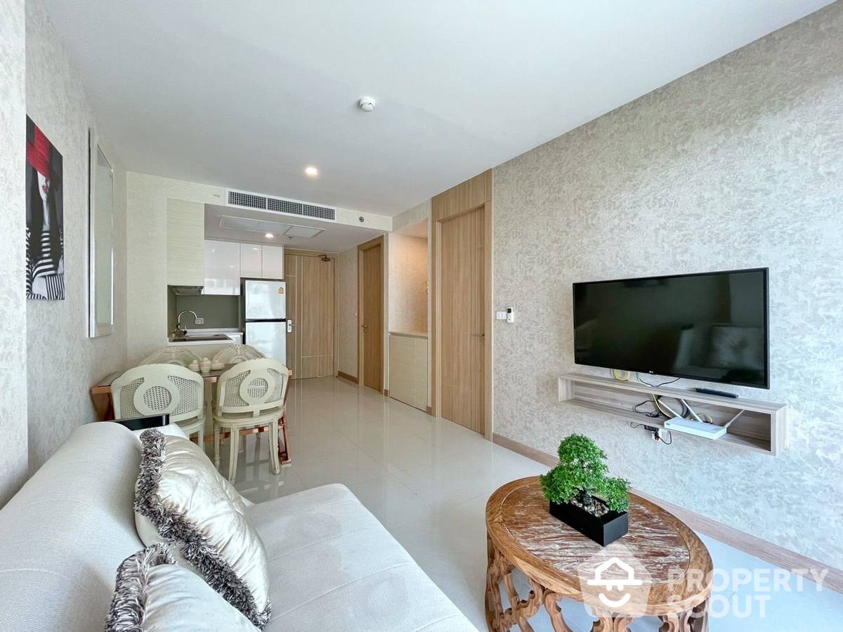 For SaleCondoPattaya, Bangsaen, Chonburi : 1-BR Condo at The Riviera Jomtien close to Jomtien Beach