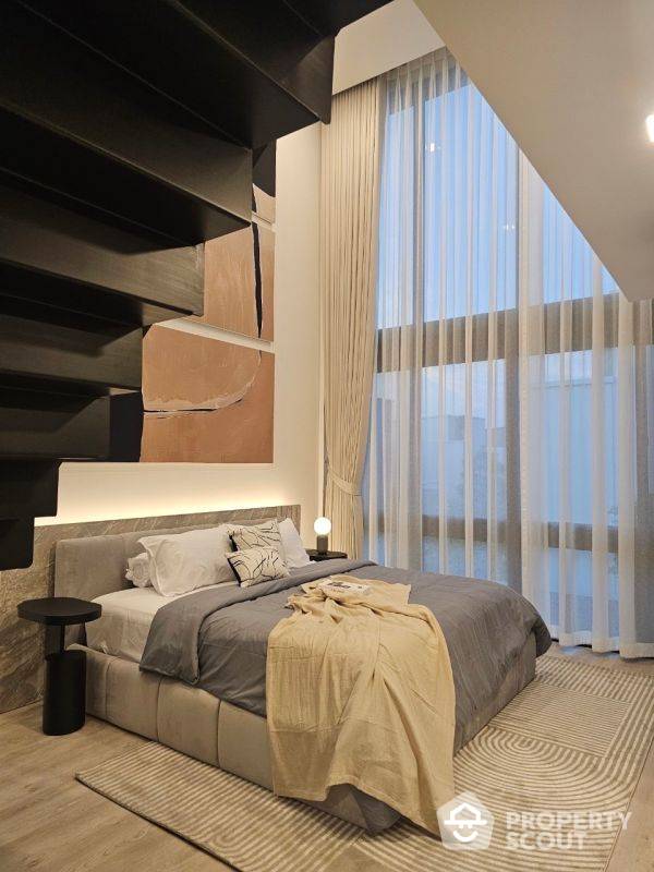 For RentHousePattanakan, Srinakarin : 4-BR House at Vive Krungthep Kreetha close to Krungthep Kreetha