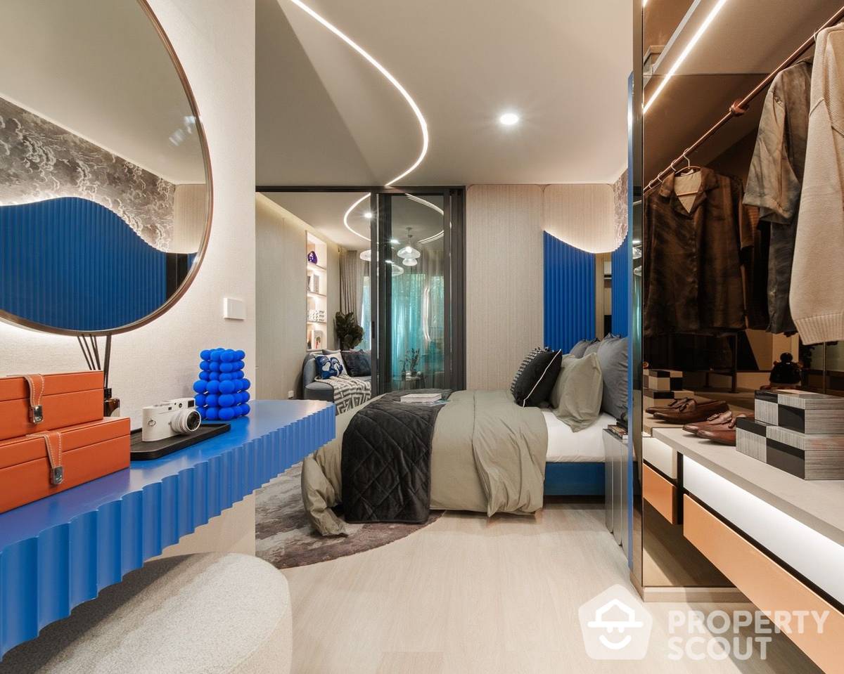 For SaleCondoAri,Anusaowaree : 2-BR Condo at Aspire Vibha-Victory near BTS Sanam Pao