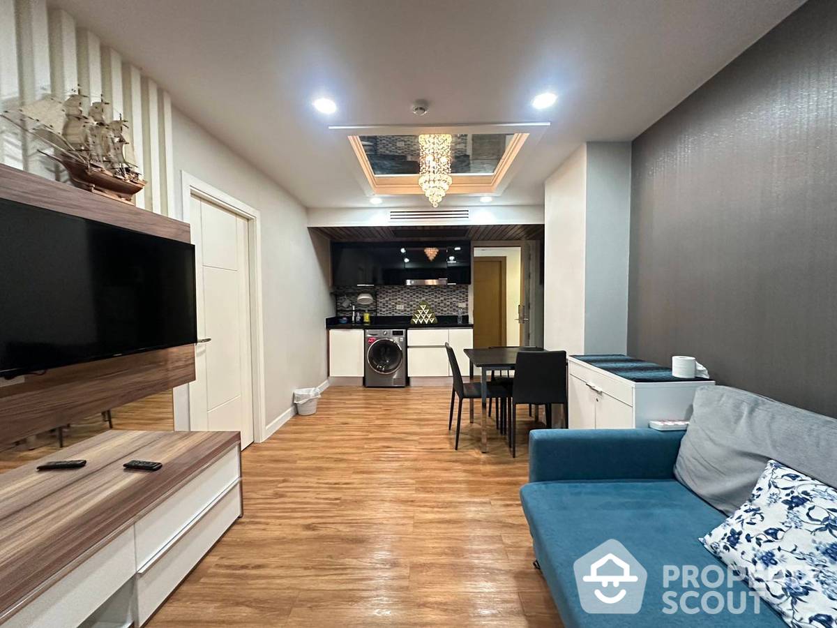 For RentCondoPattaya, Bangsaen, Chonburi : 2-BR Condo at Dusit Grand Park close to Pattaya