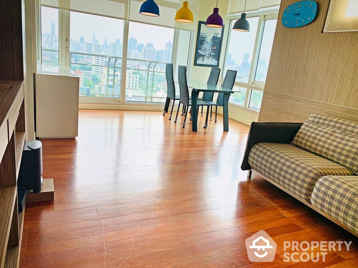 For RentCondoPhuket : 2-BR Condo at The Height Condominium close to Thong Lo
