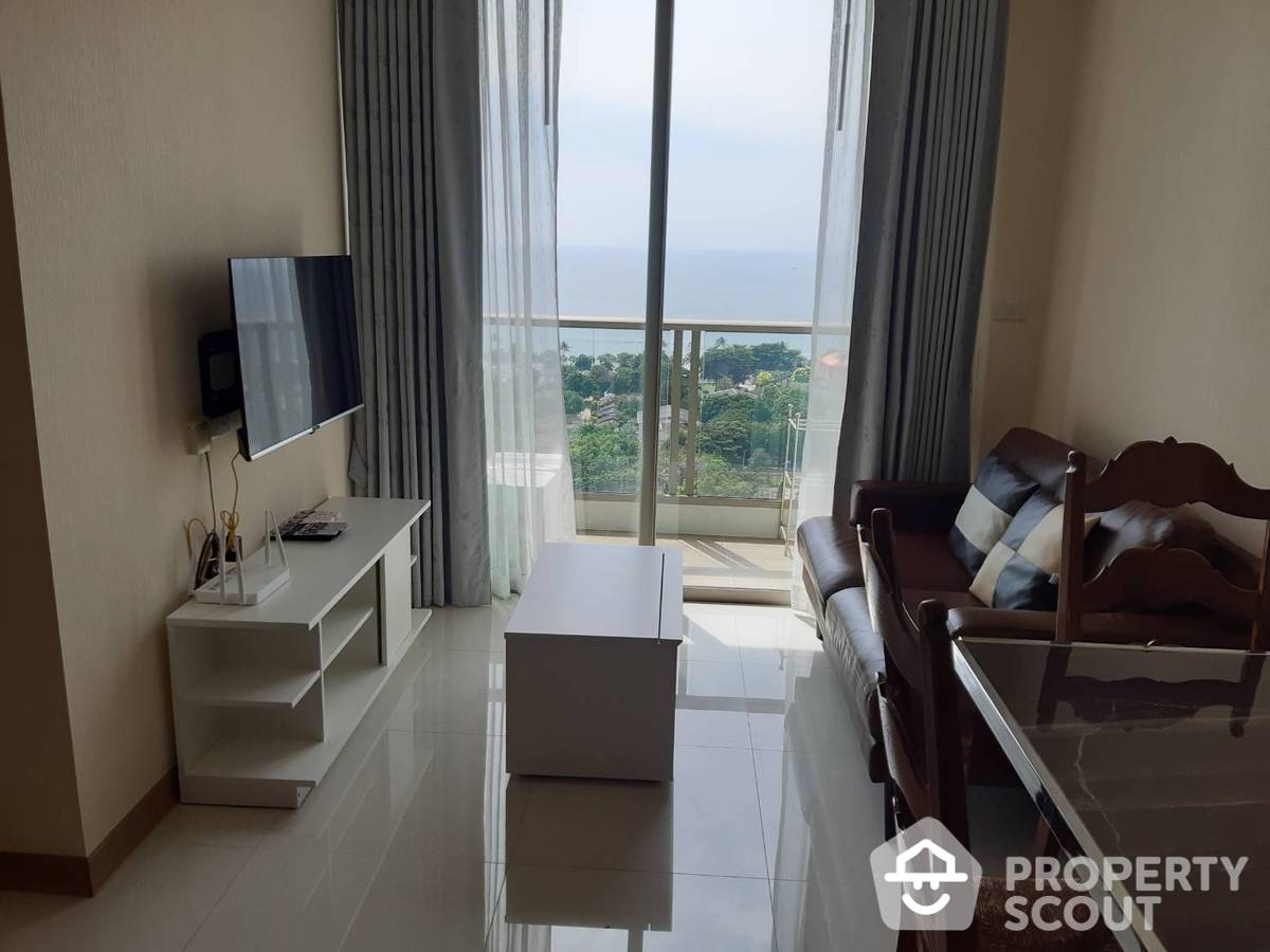 For SaleCondoPattaya, Bangsaen, Chonburi : 2-BR Condo at The Riviera Jomtien close to Jomtien Beach