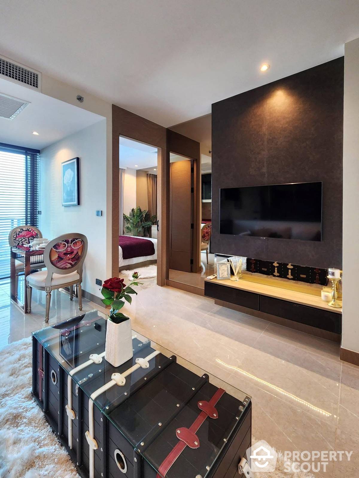 For SaleCondoPattaya, Bangsaen, Chonburi : 1-BR Condo at The Riviera Ocean Drive close to Jomtien Beach