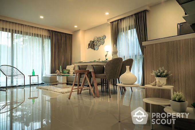For SaleCondoPattaya, Bangsaen, Chonburi : 2-BR Condo at City Garden Tropicana close to Naklua