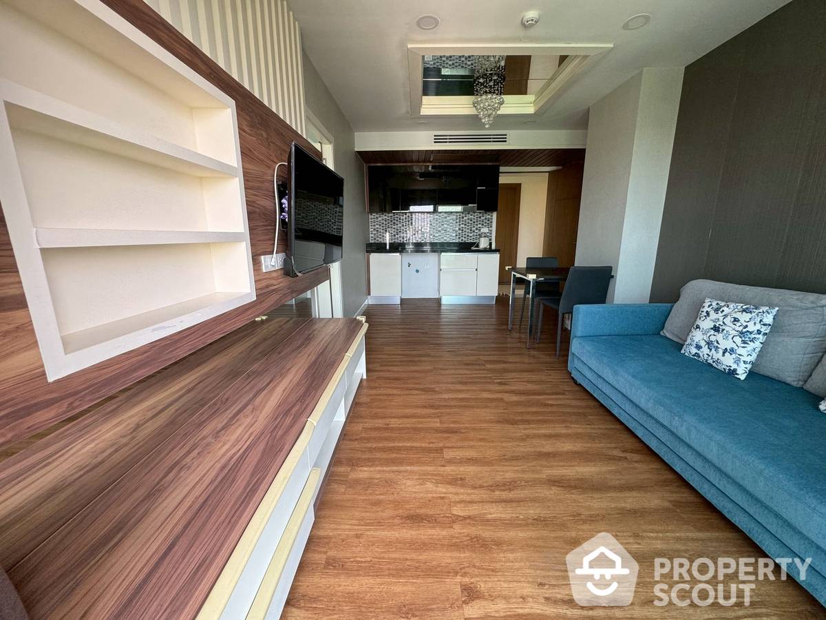 For SaleCondoPattaya, Bangsaen, Chonburi : 2-BR Condo at Dusit Grand Park close to Pattaya