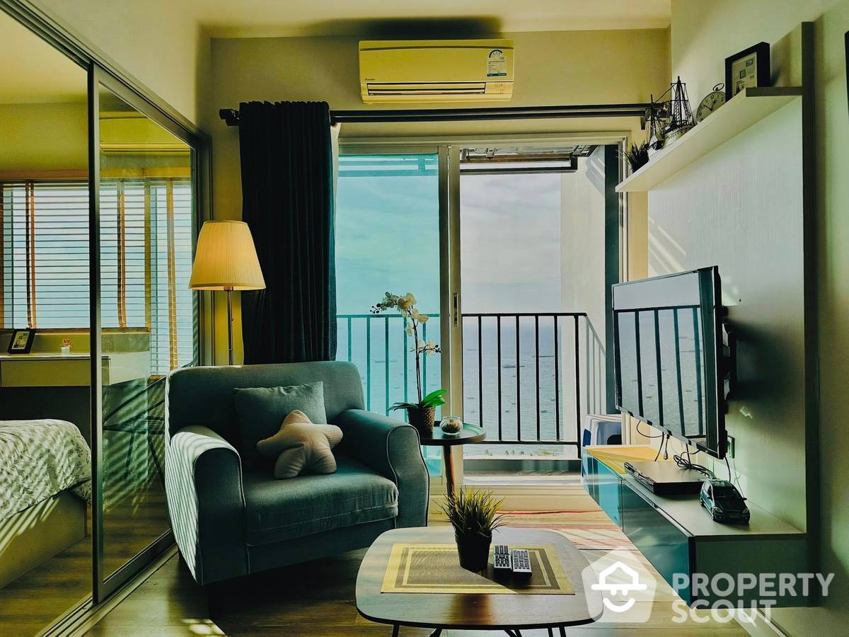 For SaleCondoPattaya, Bangsaen, Chonburi : 1-BR Condo at Centric Sea Pattaya close to Central Pattaya