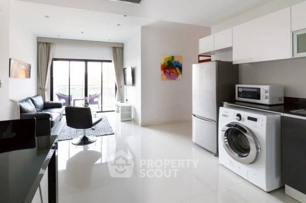 For SaleCondoPattaya, Bangsaen, Chonburi : 2-BR Condo at The Axis Pattaya close to Pattaya South