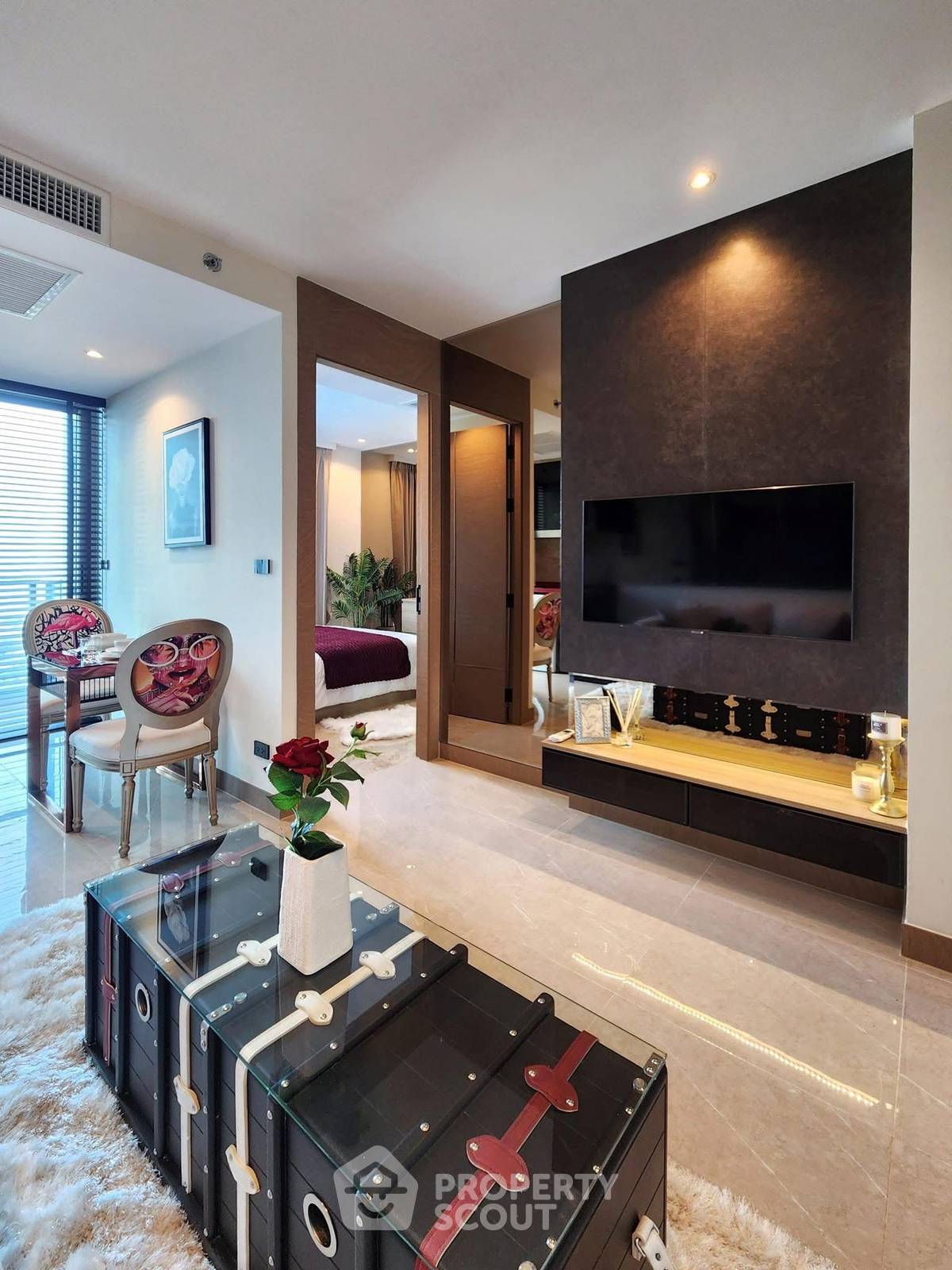 For SaleCondoPattaya, Bangsaen, Chonburi : 1-BR Condo at The Riviera Ocean Drive close to Jomtien Beach
