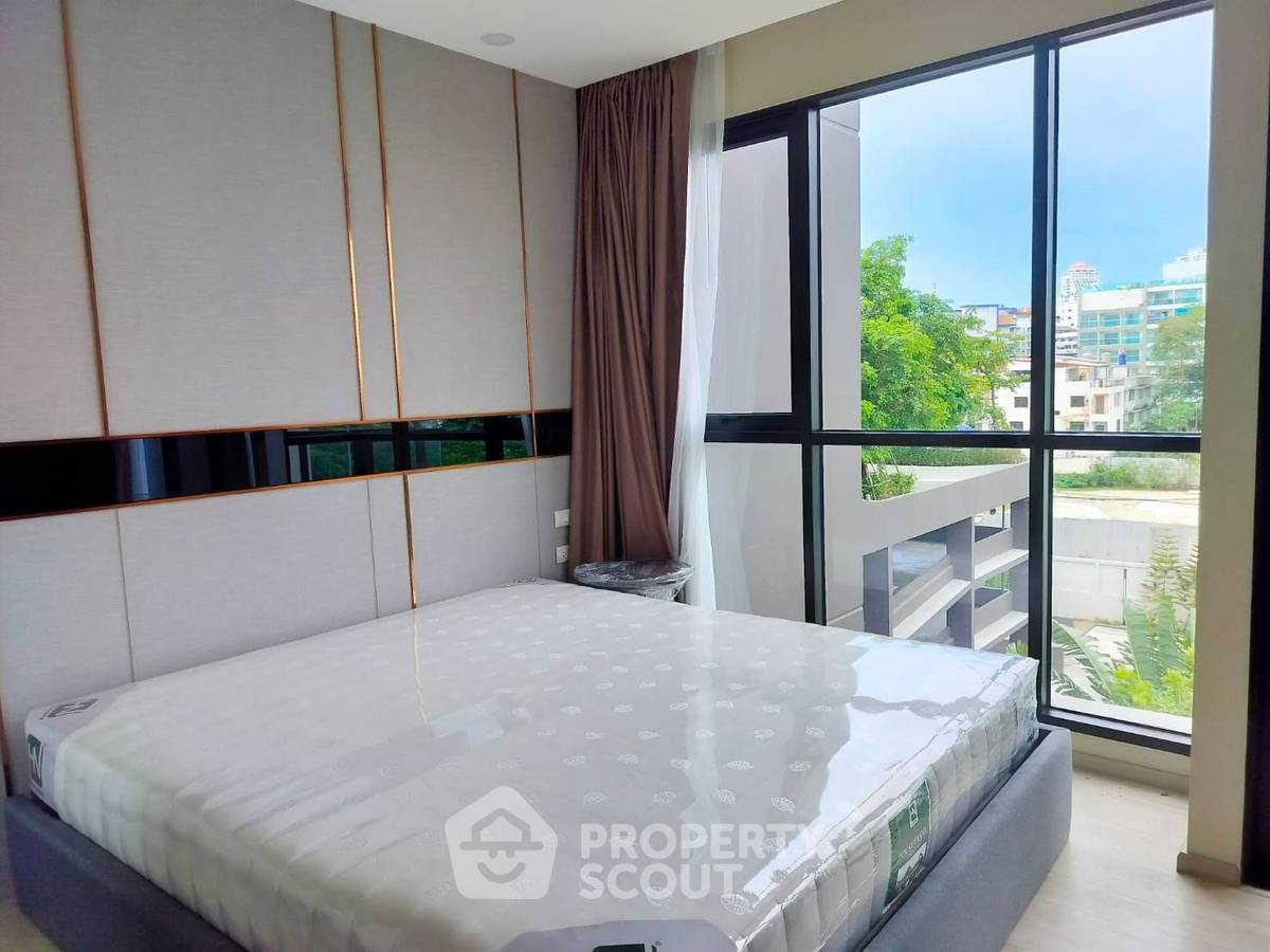 For SaleCondoPattaya, Bangsaen, Chonburi : 1-BR Condo at The Panora Pattaya close to Phratamnak