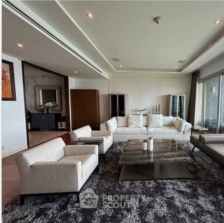ขายคอนโดวิทยุ ชิดลม หลังสวน : คอนโด 3-ห้องนอน ที่ 185 ราชดำริ ใกล้ BTS ราชดำริ