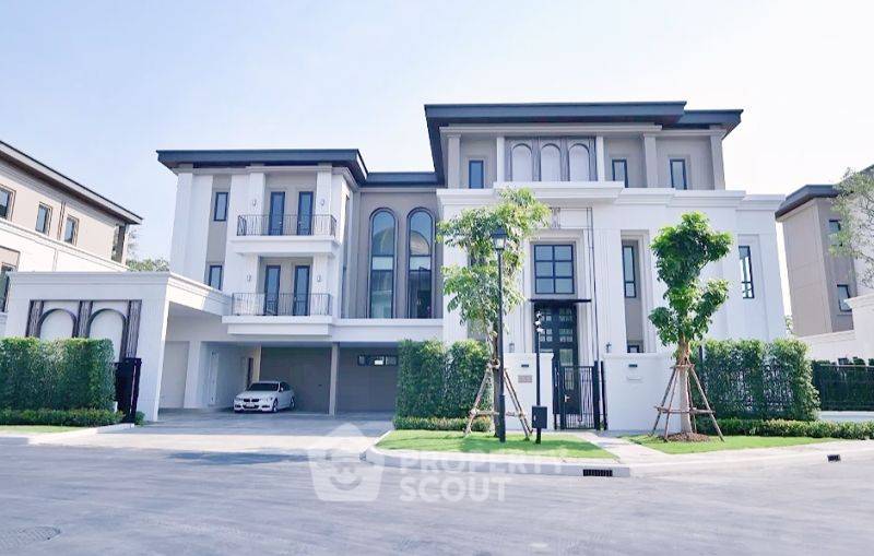 ขายบ้านพัฒนาการ ศรีนครินทร์ : บ้าน 6-ห้องนอน ที่ แซงค์ รอยัล กรุงเทพกรีฑา ใน สะพานสูง
