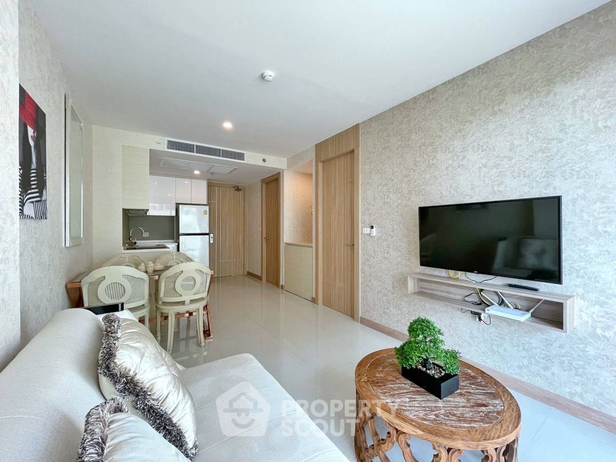 For SaleCondoPattaya, Bangsaen, Chonburi : 1-BR Condo at The Riviera Jomtien close to Jomtien Beach