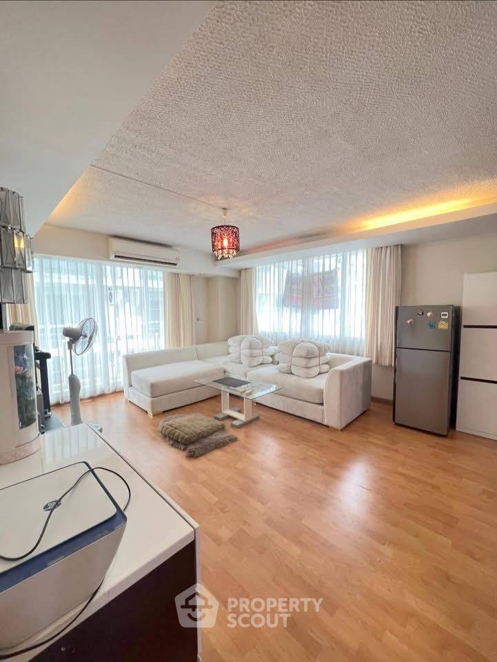 For SaleCondoOnnut, Udomsuk : 2-BR Condo at Waterford Sukhumvit 50 Condominium near BTS On Nut