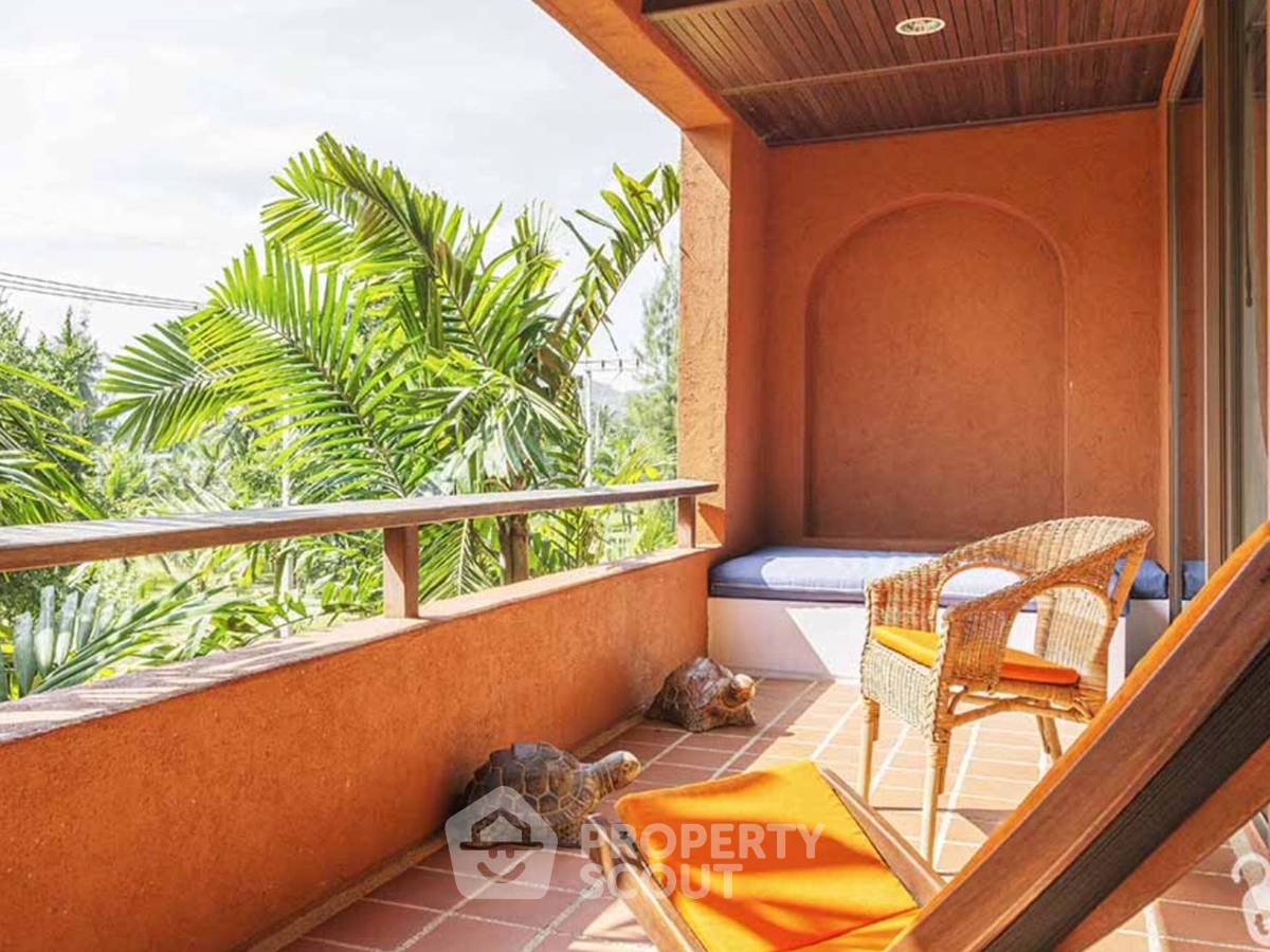 For SaleCondoHuahin, Prachuap Khiri Khan, Pran Buri : 3-BR Condo at Las Tortugas Condominium close to Memory house cafe huahin