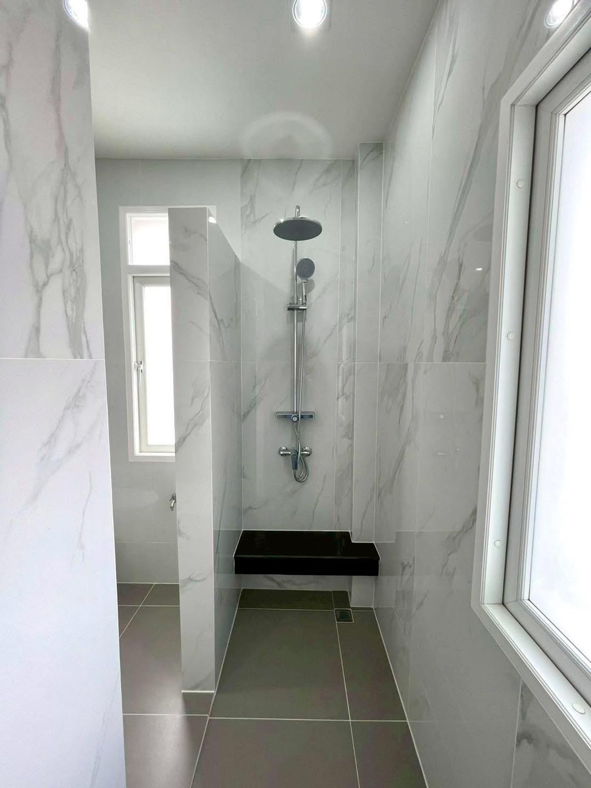 For SaleHouseMahachai Samut Sakhon : 🎉🏡 Golden opportunity! Discounted 2 million! #House No. 66 #Already rich! #Nusasiri City Rama 2 House with a private pool! 🌳💦