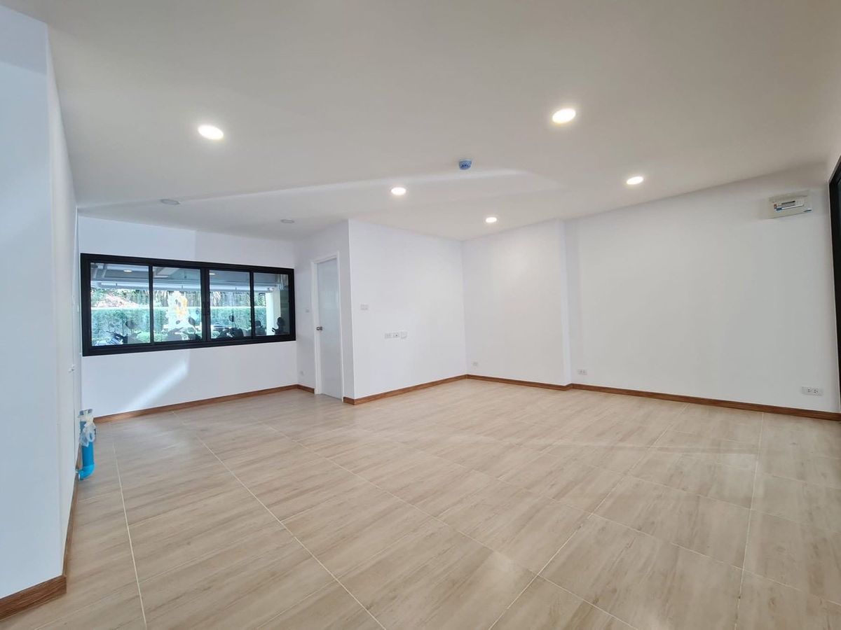 ให้เช่าสำนักงานอ่อนนุช อุดมสุข : Green Ville 2 Sukhumvit 101